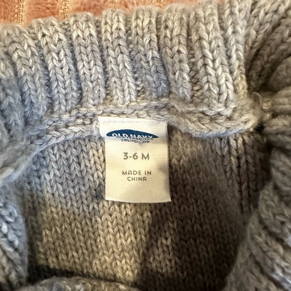 Baby Boy’s Cable Knit Outfit Onesie - Picture 3 of 3